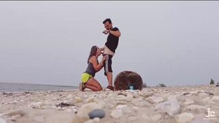 He bent me over a log on the beach and fucked my wet pussy - porn video